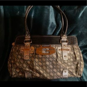 Beautiful Guess bag